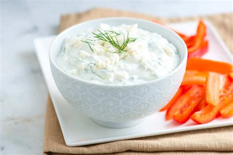 Creamy Tzatziki Sauce Recipe with Feta