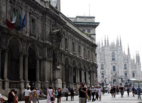 Duomo di Milano | Street, Street view, Scenes