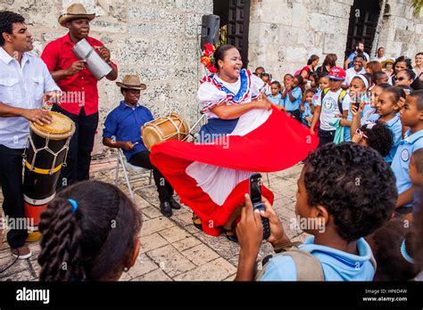 Traditional music group, old city,Santo Domingo, Dominican Republic Stock Photo - Alamy