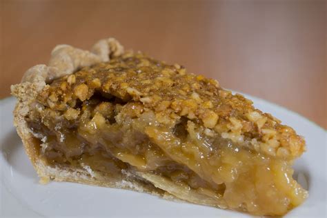 Macadamia Nut Pie from Hawaii - The Right Slice Hawaiian Pies