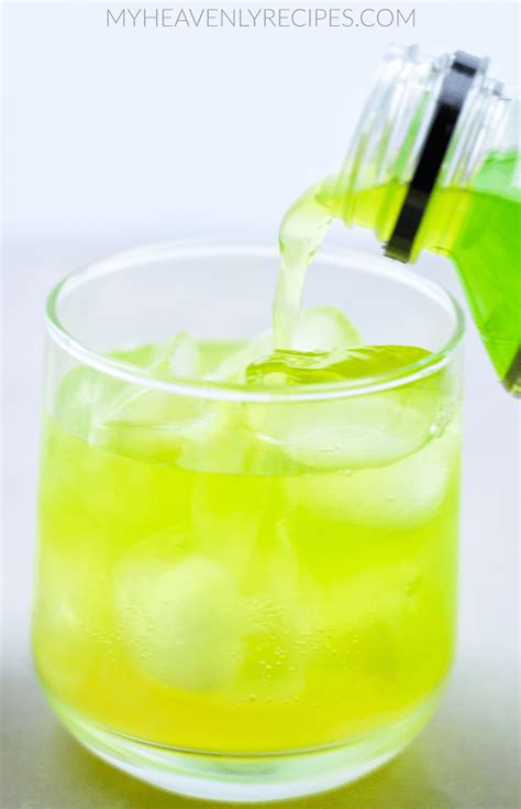 Green Grinch Drink - Fun Holiday Mocktail! - My Heavenly Recipes