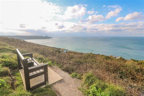 Whitsand Bay Pet Friendly Lodge, Whitsand Bay | Beach Stays