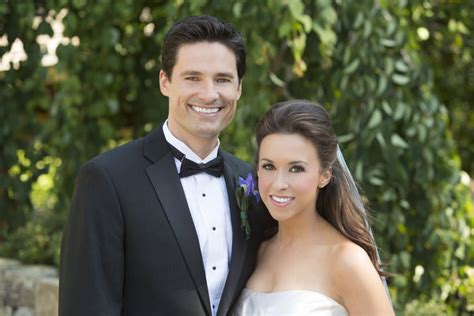 Lacey Chabert Family Photos, Husband, Age, Height, Daughter