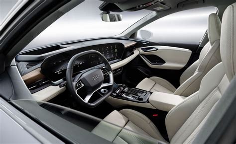 2025 Audi Q6 e-tron Has a Screen-Rich Dash, Augmented-Reality HUD