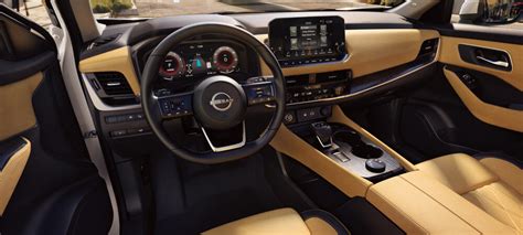 2023 Nissan Rogue Interior | Straub Nissan