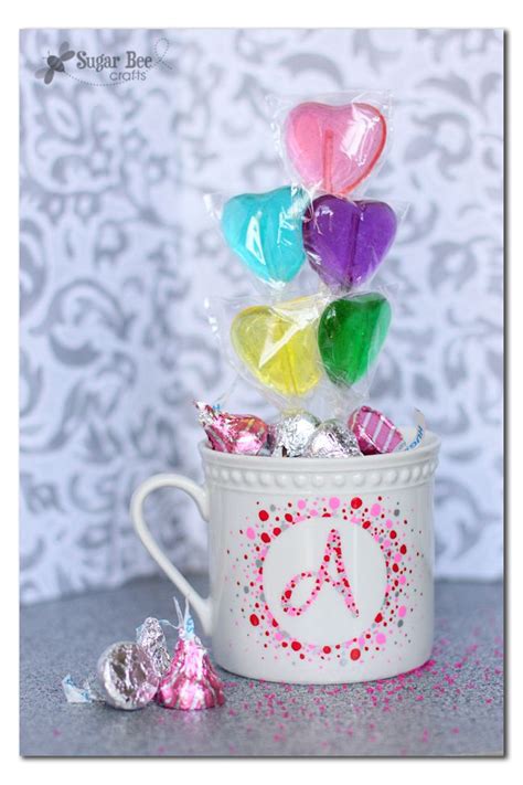 DIY Valentine Initial Mugs | Valentines diy, Diy valentines gifts, Diy ...