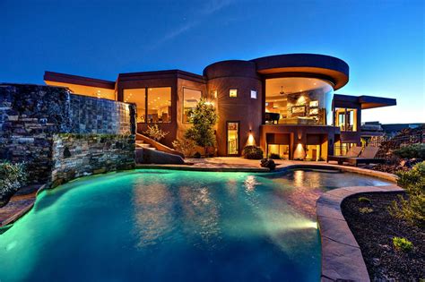 Contemporary Utah Home Heads to Auction | Luxury homes dream houses, House designs exterior ...