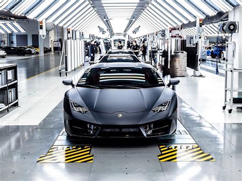 Lamborghini Factory Tour | Lamborghini Museum Tour | Italian Factory Motor Tour