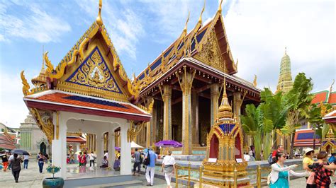 Temple of the Emerald Buddha, Bangkok holiday accommodation from AU$ 37 ...