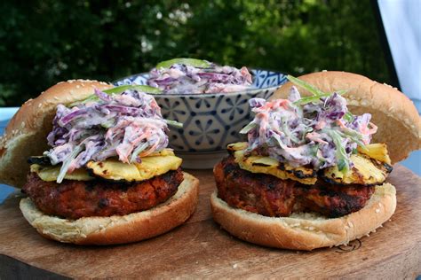 Cacique Soy Chorizo Burgers with Creamy Slaw