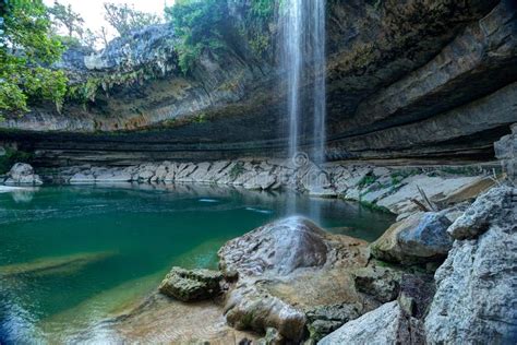 Hamilton Pool Waterfall in Austin, Texas Stock Photo - Image of travel, swimminghole: 117836432