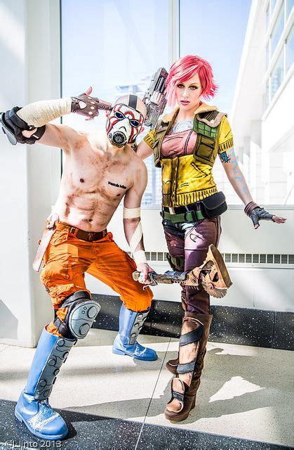 C2E2 Borderlands-15 | Epic cosplay, Video game cosplay, Borderlands cosplay