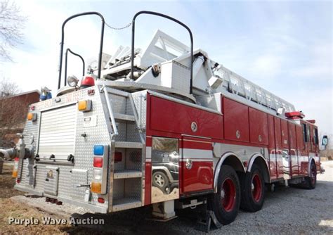 1998 HME ladder fire truck in Topeka, KS | Item DN1459 sold | Purple Wave