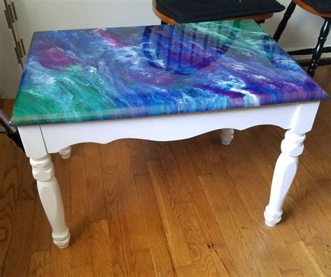 Decor Inspo: 4 of Our Fav Ways to Use Acrylic Pour Paint Decor | Painted table tops, Painting ...