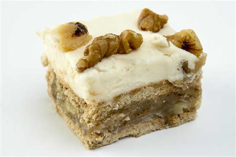 Recipe: Frosty Winter Bars