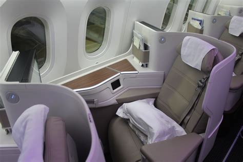 Review: Saudia 787 Business Class Jeddah to Manchester - Live and Let's Fly