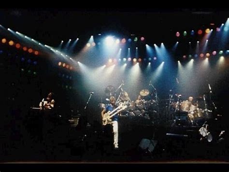 Genesis Live Clips Tour 1982 - YouTube