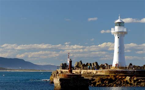 Wollongong Breakwater Lighthouse | Wollongong Breakwater Lig… | Flickr