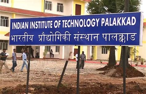 IIT Palakkad Gives Rs 2Cr To Step-Up Renewables & Safety Solutions