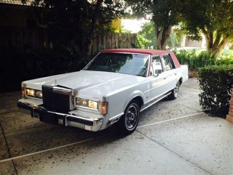 1988 Lincoln Town Car Signature Series Excellent condition for sale in Marco Island, Florida ...