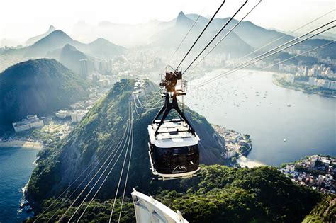 Picture of the Day: The Sugarloaf Mountain Cable Car, Rio de Janeiro » TwistedSifter