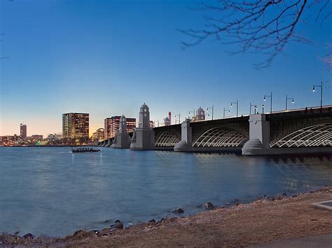 Longfellow Bridge in Boston | Sygic Travel