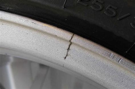 Types of wheel damage and how to protect from them | Autodeal