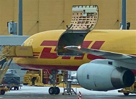 DHL Cargo Boeing 757 door opened in flight (no injuries) - Engineering Failures & Disasters ...