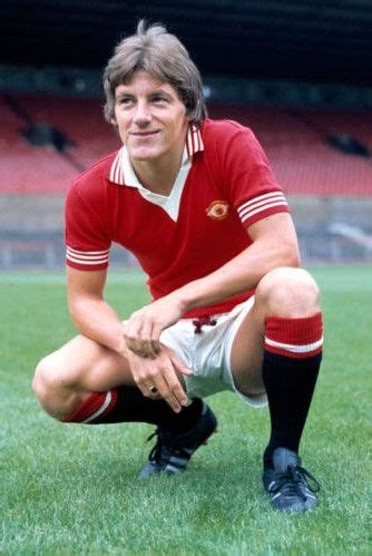 Steve Coppell Manchester United 1976 | Manchester united legends ...