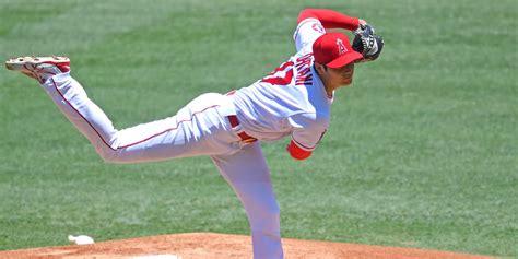 Shohei Ohtani has flexor strain