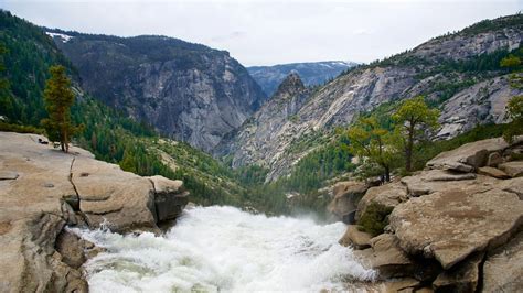 Nevada Fall - Yosemite National Park, California Attraction | Expedia.com.au