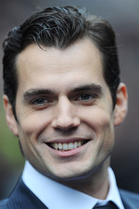 20 Henry Cavill Smiles That Are Worth the Wait | Henry cavill smile, Henry cavill, Celebrity ...