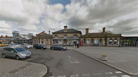 Loughborough: Man who strangled woman at railway station jailed - BBC News