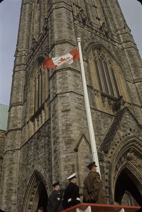 Yvonne's Genealogy Blog: National Flag of Canada Day