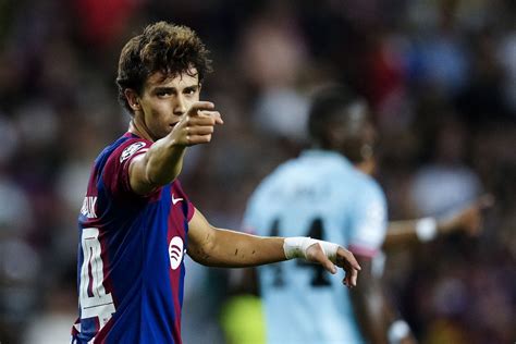 Joao Félix es otro y disfruta en la goleada del Barcelona