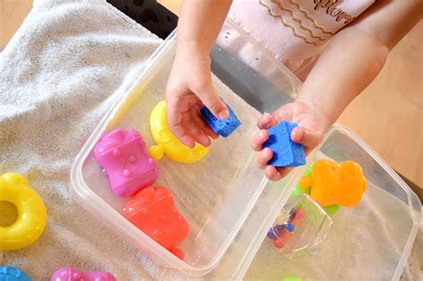 Water Play: The Ultimate Free, No-Setup, Indoor Activity 2024 - Entertain Your Toddler