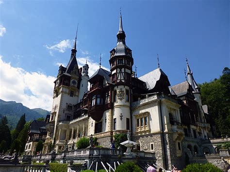 Sinaia, Romania: Home Of The Bizarre 'Peles Castle' - Wandering Earl