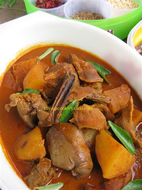 KARI LEAFS ... Malaysian flavour's: CHICKEN GIZZARD AND LIVER CURRY