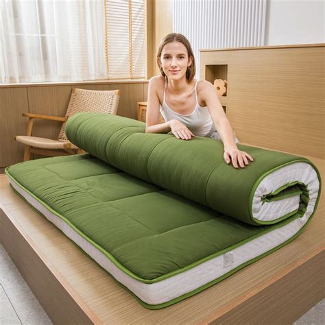 MAXYOYO Padded Japanese Floor Mattress, Green Foldable Roll Up Futon ...