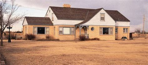 The 'In Cold Blood' Murder House in Holcomb, Kansas - House Crazy Sarah