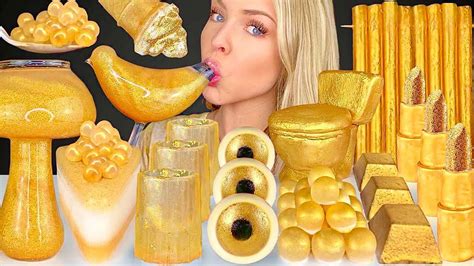 Gold Drinks, Gold Dessert, Oddly Satisfying Videos, Edible Flowers, Meringue, Asmr, Ice Cream ...