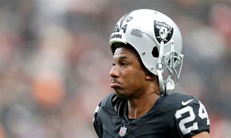 Raiders CB Marcus Peters benched before half time vs Chiefs