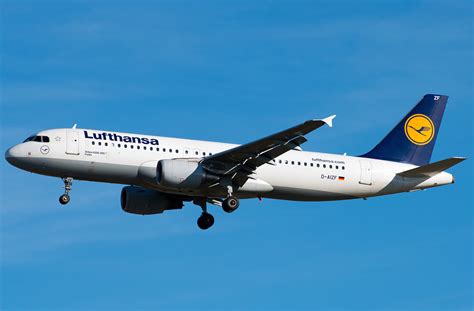 Airbus A320-200 Lufthansa. Photos and description of the plane