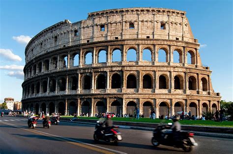 10 Most Iconic Buildings In Europe - WorldAtlas