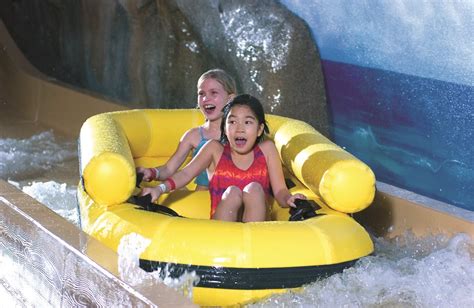 Best Ohio Indoor Water Parks for Family Fun - Akron Ohio Moms