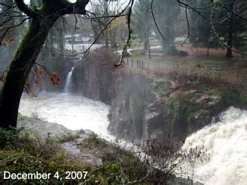 Falls City, Oregon,is a coast range mill town on the Little Lakiamute river.