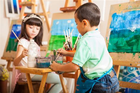 How art can help with your child’s development - Early Start Australia