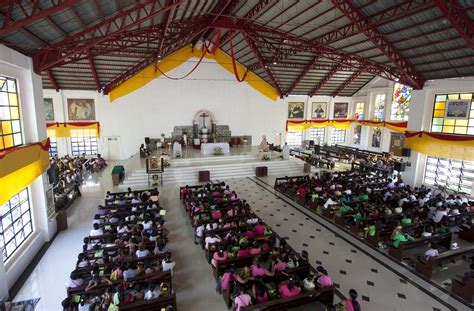 Inside the church of San Lorenzo Ruiz | The parish of San Lo… | Flickr