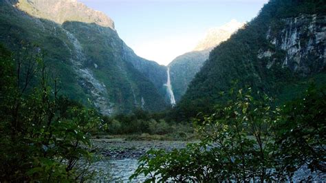 Travel Trip Journey : Sutherland Falls New Zealand