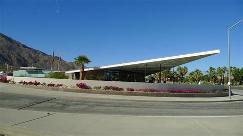 Palm Springs Visitor Center | Cory Gurman | Flickr